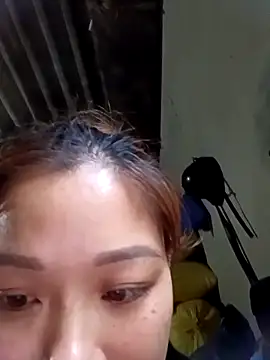 mia0033 online show from 12, 4, 2026