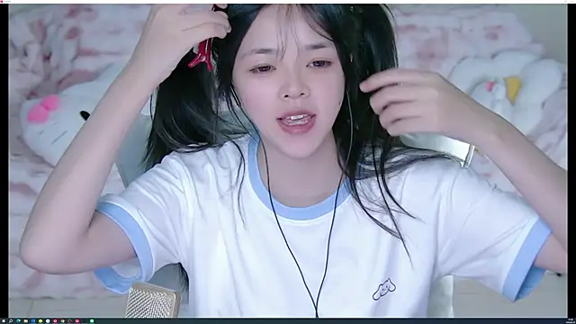 yaya-a online show from 10, 4, 2026