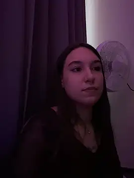 Snapshot of RiannaBrown chatting on 9, 4, 2026 RiannaBrown online show from 9, 4, 2026