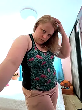 wildaurax online show from 30, 4, 2026