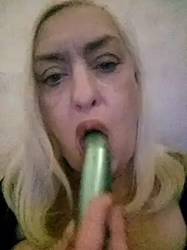 Snapshot of Julia20X chatting on 21, 4, 2026 Julia20X online show from 21, 4, 2026
