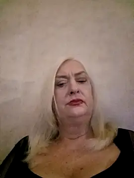 Snapshot of Julia20X chatting on 25, 4, 2026 Julia20X online show from 25, 4, 2026