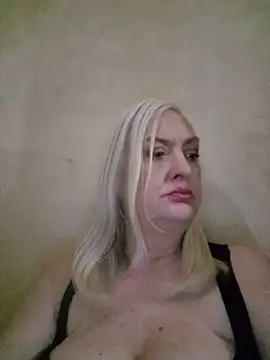 Snapshot of Julia20X chatting on 27, 5, 2026 Julia20X online show from 27, 5, 2026
