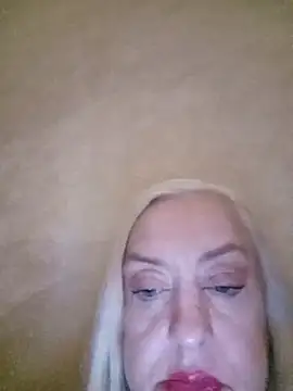 Snapshot of Julia20X chatting on 10, 7, 2026 Julia20X online show from 10, 7, 2026