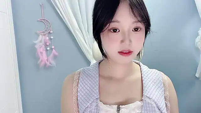 Xiaoqing00 online show from 18, 6, 2026