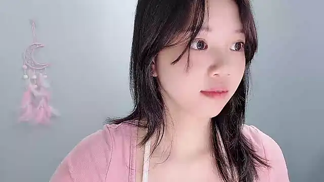 Xiaoqing00 online show from 12, 7, 2026
