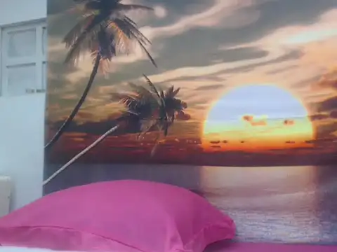 GoldenLuxeLady online show from 11, 5, 2026