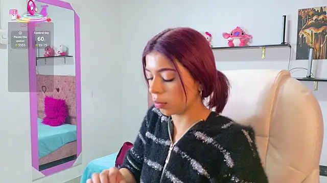 Snapshot of VelinaHoney chatting on 10, 6, 2026 VelinaHoney online show from 10, 6, 2026
