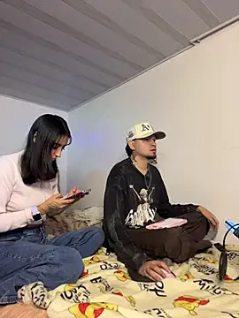Snapshot of hotlatinocouple__ chatting on 26, 4, 2026 hotlatinocouple online show from 26, 4, 2026