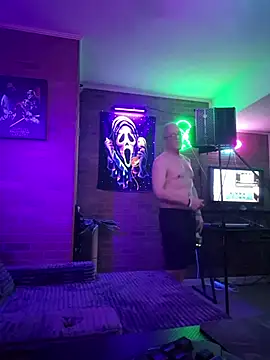 chronic vibez online show from 5, 6, 2026