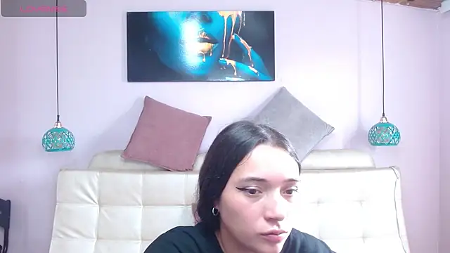 Snapshot of Marianne_Cam chatting on 12, 5, 2026 Marianne Cam online show from 12, 5, 2026