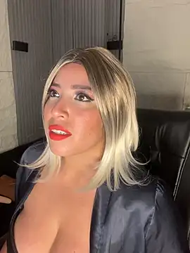 Snapshot of SamaraMontero chatting on 9, 4, 2026 SamaraMontero online show from 9, 4, 2026