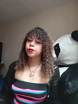 Snapshot of SweetJeii chatting on 9, 7, 2026 SweetJeii online show from 9, 7, 2026
