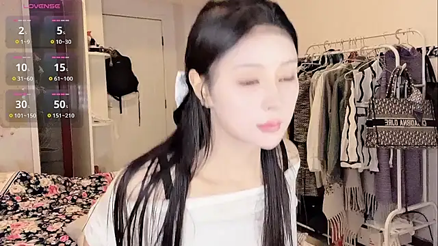 Snapshot of secret-anan chatting on 6, 5, 2026 secret-anan online show from 6, 5, 2026