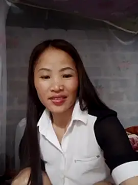 Snapshot of _Lyly_pussy_ chatting on 9, 5, 2026 Lyly pussy online show from 9, 5, 2026