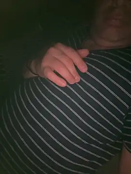 Snapshot of elysmay chatting on 9, 4, 2026 elysmay online show from 9, 4, 2026