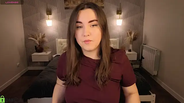 Nelie Evans online show from 5, 6, 2026