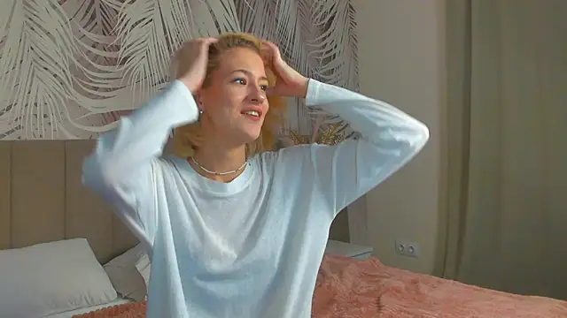 Snapshot of Lizzyvega chatting on 25, 4, 2026 Lizzyvega online show from 25, 4, 2026