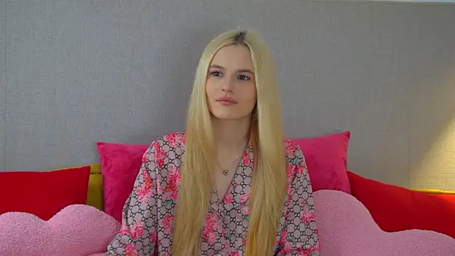 LeaLamour online show from 18, 5, 2026