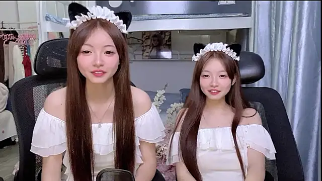 Snapshot of xiaoqiao-daqiao chatting on 16, 5, 2026 xiaoqiao-daqiao online show from 16, 5, 2026