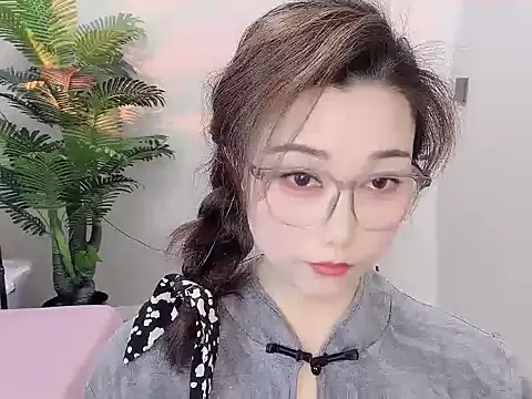 Snapshot of Yunxi- chatting on 24, 4, 2026 Yunxi- online show from 24, 4, 2026