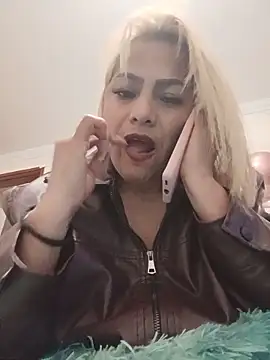 Snapshot of LUISA__07 chatting on 24, 5, 2026 LUISA 07 online show from 24, 5, 2026