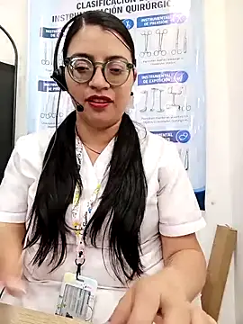 Snapshot of SOFI__10 chatting on 29, 4, 2026 SOFI 10 online show from 29, 4, 2026