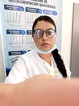 Snapshot of SOFI__10 chatting on 4, 5, 2026 SOFI 10 online show from 4, 5, 2026