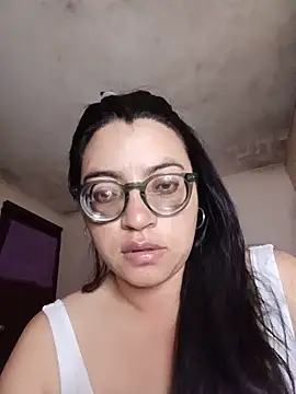 Snapshot of SOFI__10 chatting on 25, 5, 2026 SOFI 10 online show from 25, 5, 2026