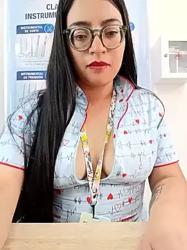 Snapshot of SOFI__10 chatting on 25, 5, 2026 SOFI 10 online show from 25, 5, 2026