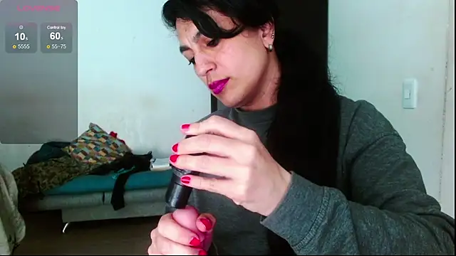 Snapshot of diosa_gil chatting on 13, 7, 2026 diosa gil online show from 13, 7, 2026