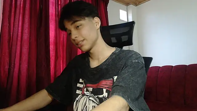 Snapshot of Marck-Pro chatting on 4, 5, 2026 Marck-Pro online show from 4, 5, 2026