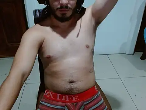 Snapshot of Crystox_ chatting on 15, 5, 2026 Crystox online show from 15, 5, 2026