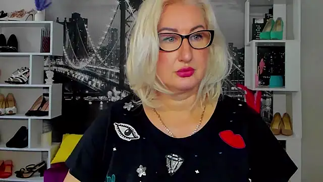 Snapshot of DianaFrances chatting on 16, 5, 2026 DianaFrances online show from 16, 5, 2026