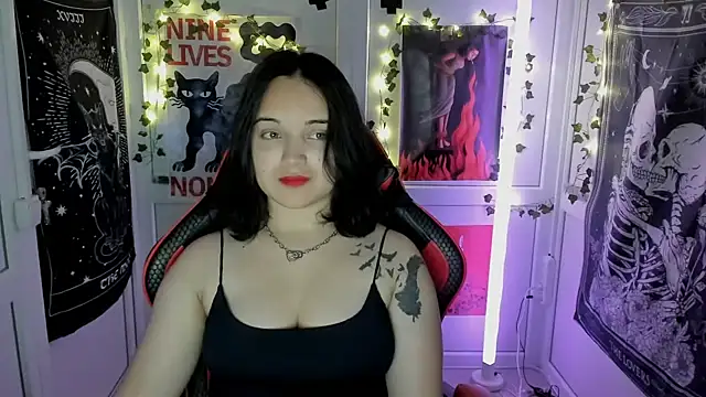 Snapshot of Caroline_cutte chatting on 22, 6, 2026 Caroline cutte online show from 22, 6, 2026