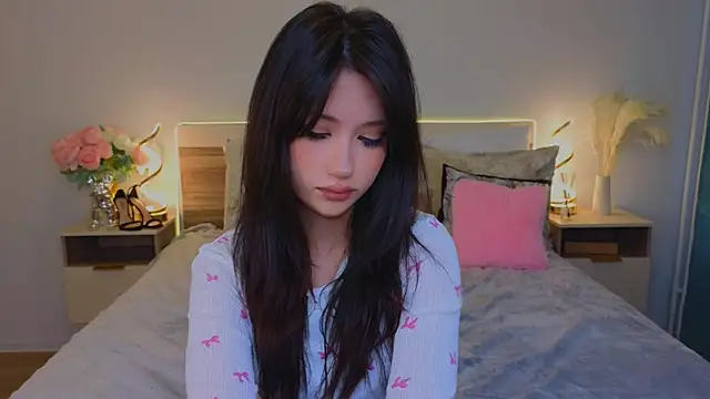 BrianaSteels online show from 29, 4, 2026
