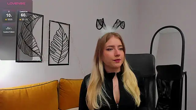 Liacandy  online show from 5, 5, 2026