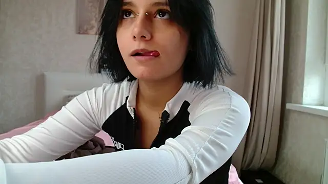 The Slutty Fox online show from 12, 6, 2026