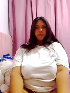 Izel  online show from 27, 6, 2026