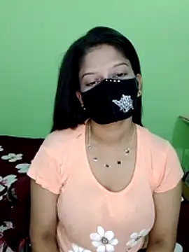 Snapshot of black-woman chatting on 16, 5, 2026 black-woman online show from 16, 5, 2026