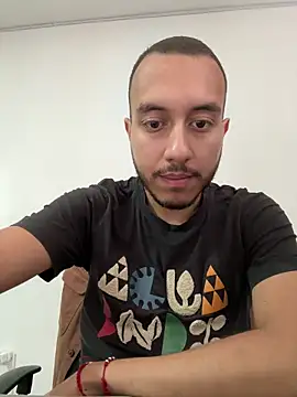 Snapshot of cristianstone2 chatting on 16, 4, 2026 cristianstone2 online show from 16, 4, 2026