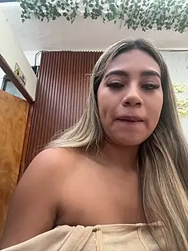 Snapshot of Kimmiebellarie chatting on 29, 5, 2026 Kimmiebellarie online show from 29, 5, 2026
