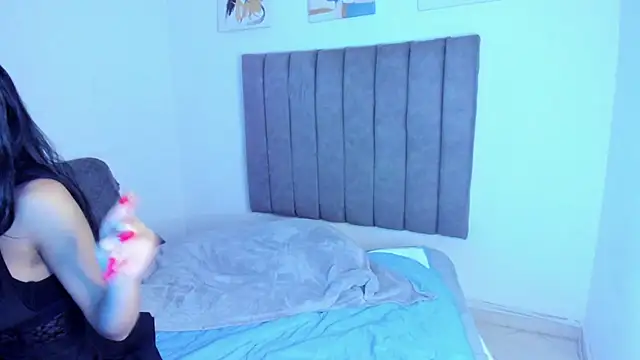 Snapshot of britanny_jones1 chatting on 12, 4, 2026 britanny jones1 online show from 12, 4, 2026