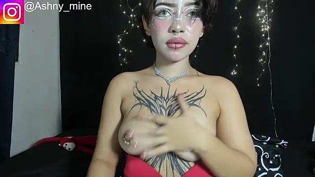 Snapshot of Ashnikko___ chatting on 12, 6, 2026 Ashnikko online show from 12, 6, 2026