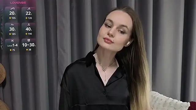 Lovelisse online show from 16, 4, 2026