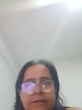 Snapshot of PienCanela chatting on 27, 5, 2026 PienCanela online show from 27, 5, 2026