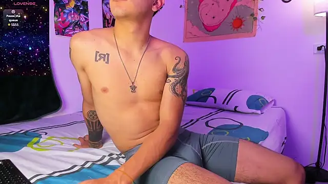 Snapshot of JaxJinx chatting on 15, 5, 2026 JaxJinx online show from 15, 5, 2026
