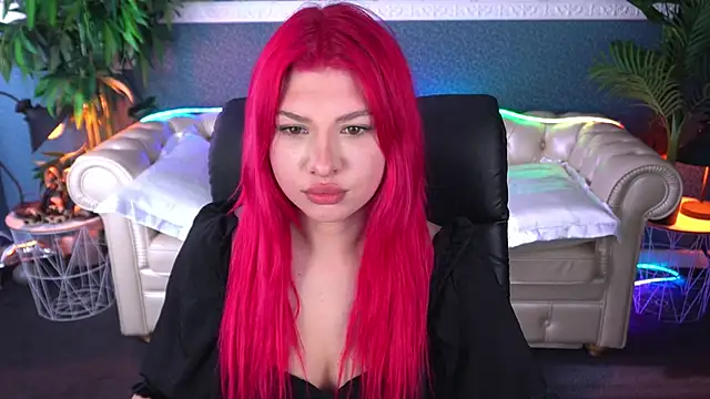 Snapshot of PinkyTrix chatting on 13, 4, 2026 PinkyTrix online show from 13, 4, 2026