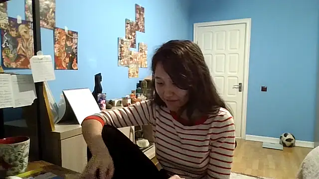 Snapshot of JetFielding chatting on 12, 4, 2026 JetFielding online show from 12, 4, 2026