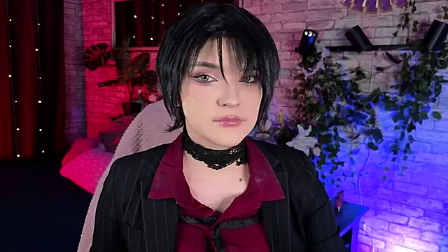 Snapshot of Rune_Veila chatting on 13, 4, 2026 Rune Veila online show from 13, 4, 2026